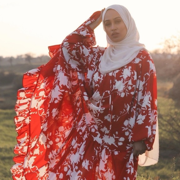 JOHANNA ORTIZ x H&M Voluminous Satin Maxi Dress in Red/Wild Roses - Picture 10 of 16